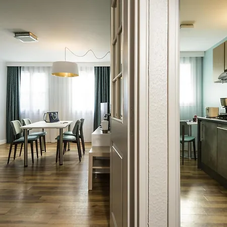 Aparthotel Adagio Paris Montmartre-3